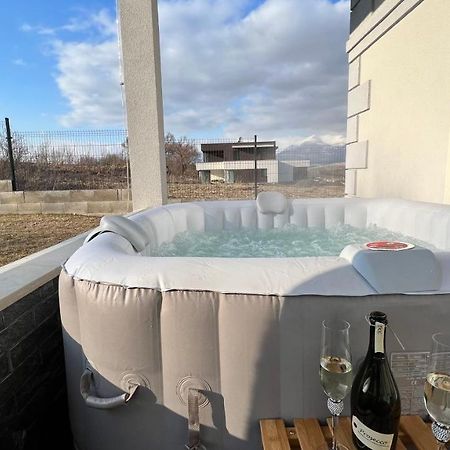 Apartmanovy Dom S Virivkou, Pod Secnom, Liptovsky Jan Villa Liptovsky Mikulas Ngoại thất bức ảnh