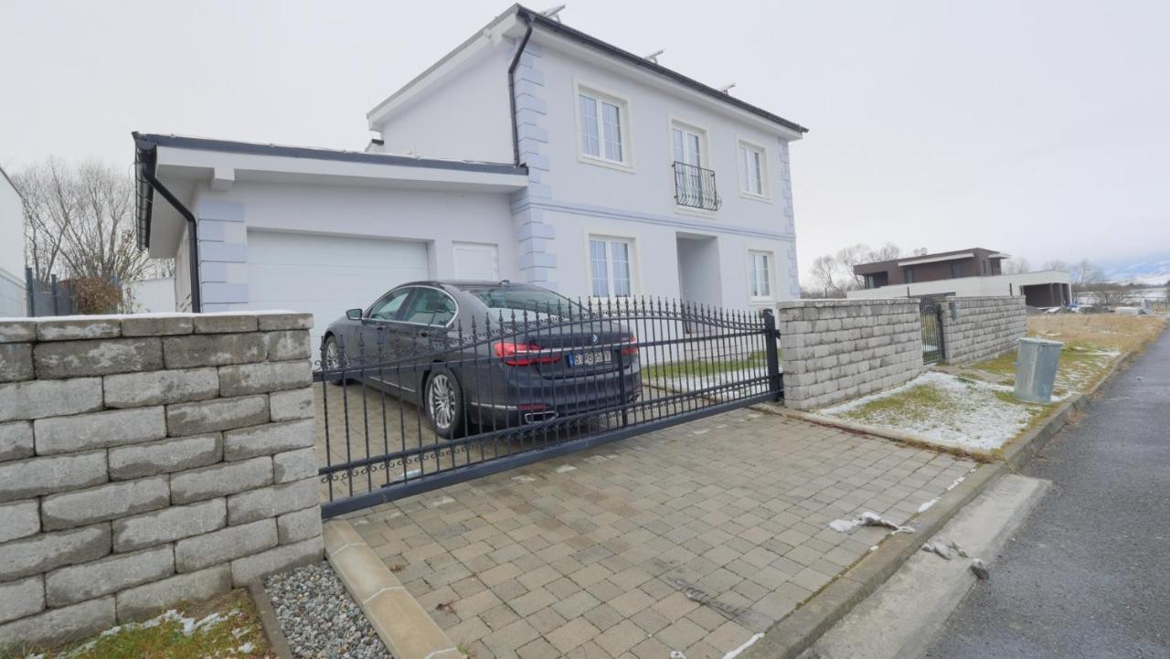 Apartmanovy Dom S Virivkou, Pod Secnom, Liptovsky Jan Villa Liptovsky Mikulas Ngoại thất bức ảnh