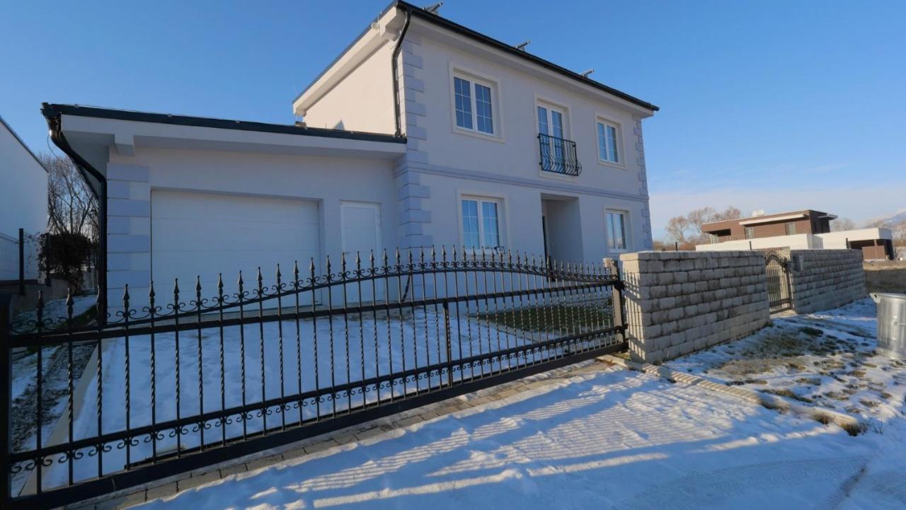 Apartmanovy Dom S Virivkou, Pod Secnom, Liptovsky Jan Villa Liptovsky Mikulas Ngoại thất bức ảnh